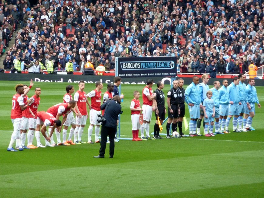 Thrilling Showdown: Arsenal vs. Manchester City - Live Updates and Highlights from the Premier League Clash!